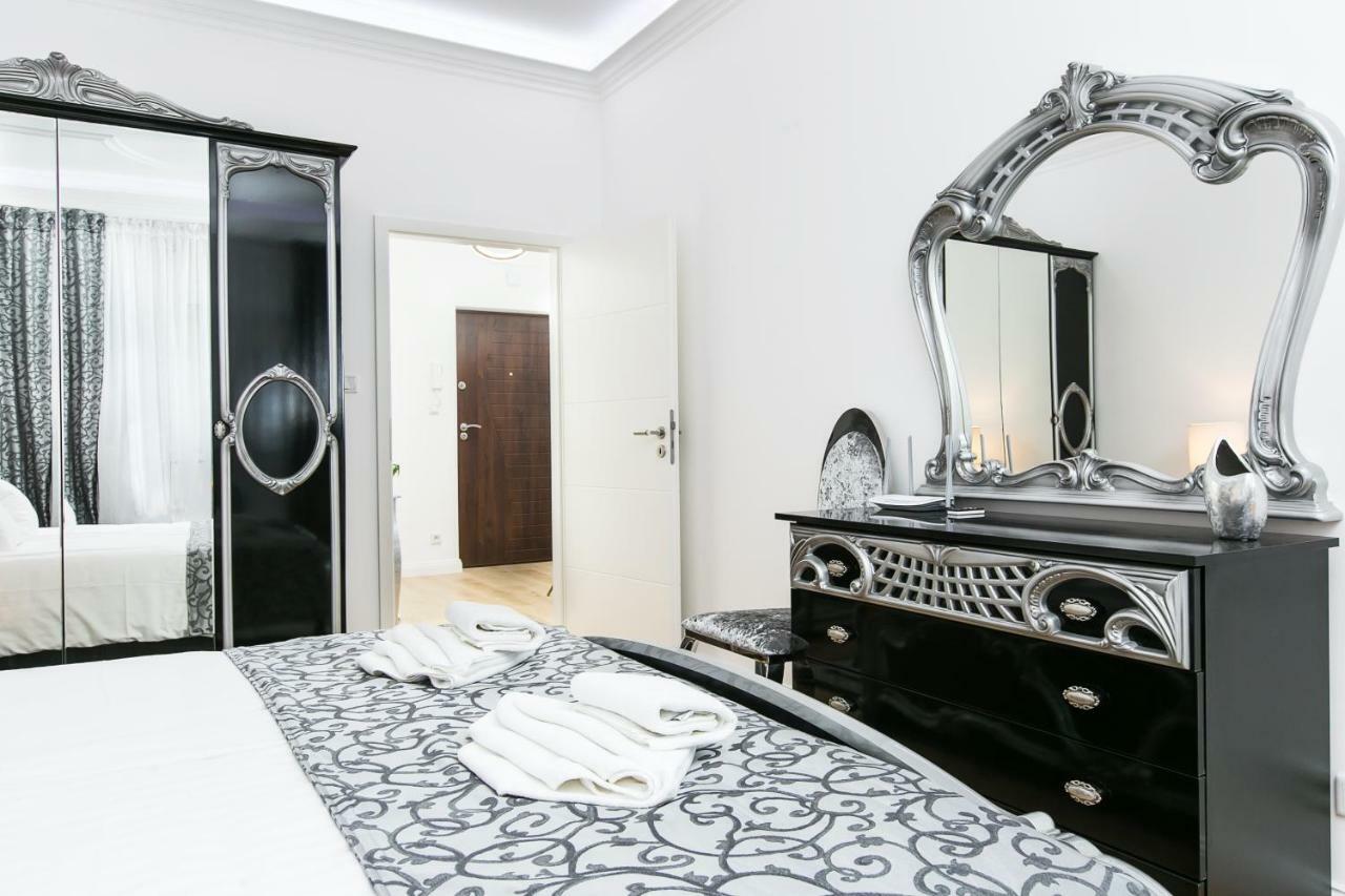 Old Town Cristal Apartment By Otium คราคูฟ ภายนอก รูปภาพ