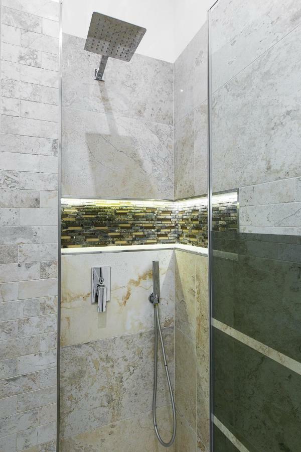 Old Town Cristal Apartment By Otium คราคูฟ ภายนอก รูปภาพ
